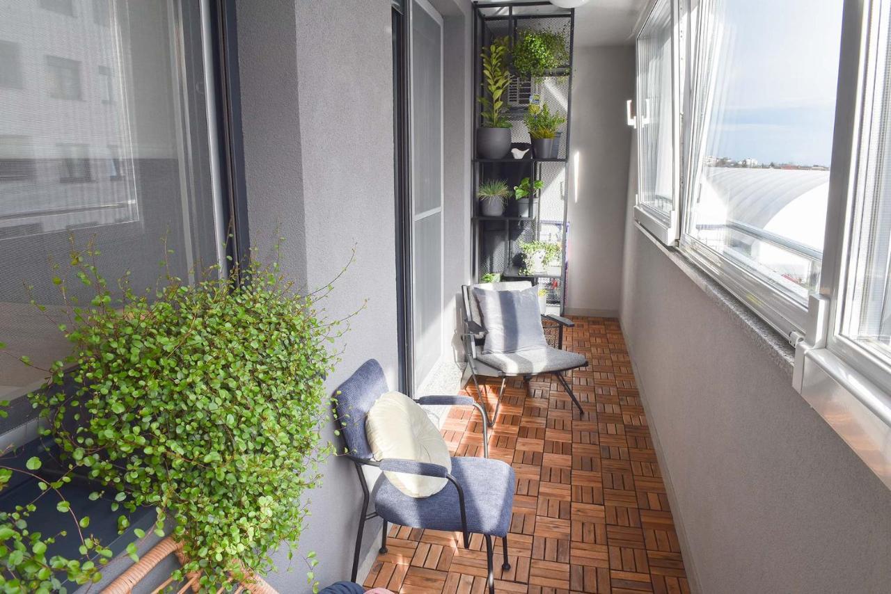 Astra Urban Garden Apartment, 2 Garage Parking Spaces Zagabria Esterno foto